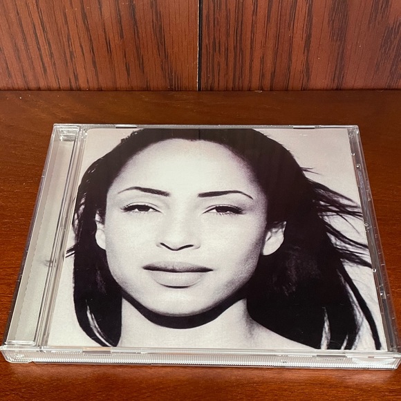 Sade:The English Band released “The Best of Sade”their 1st greatest hits in 1994 - Picture 2 of 5